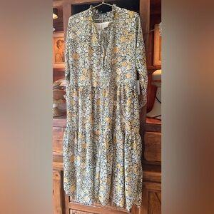 Black Tape floral long sleeve dress